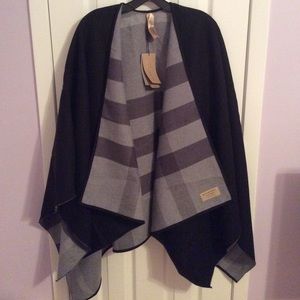 SOLD Burberry Charlotte Reversible Check Wool Cape
